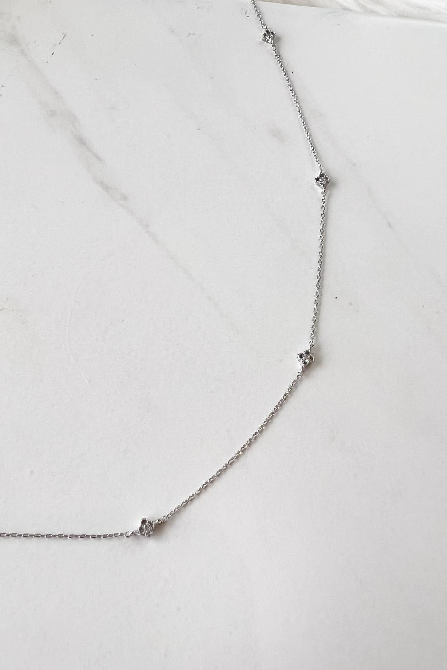 Dainty Clover Necklace- Silver