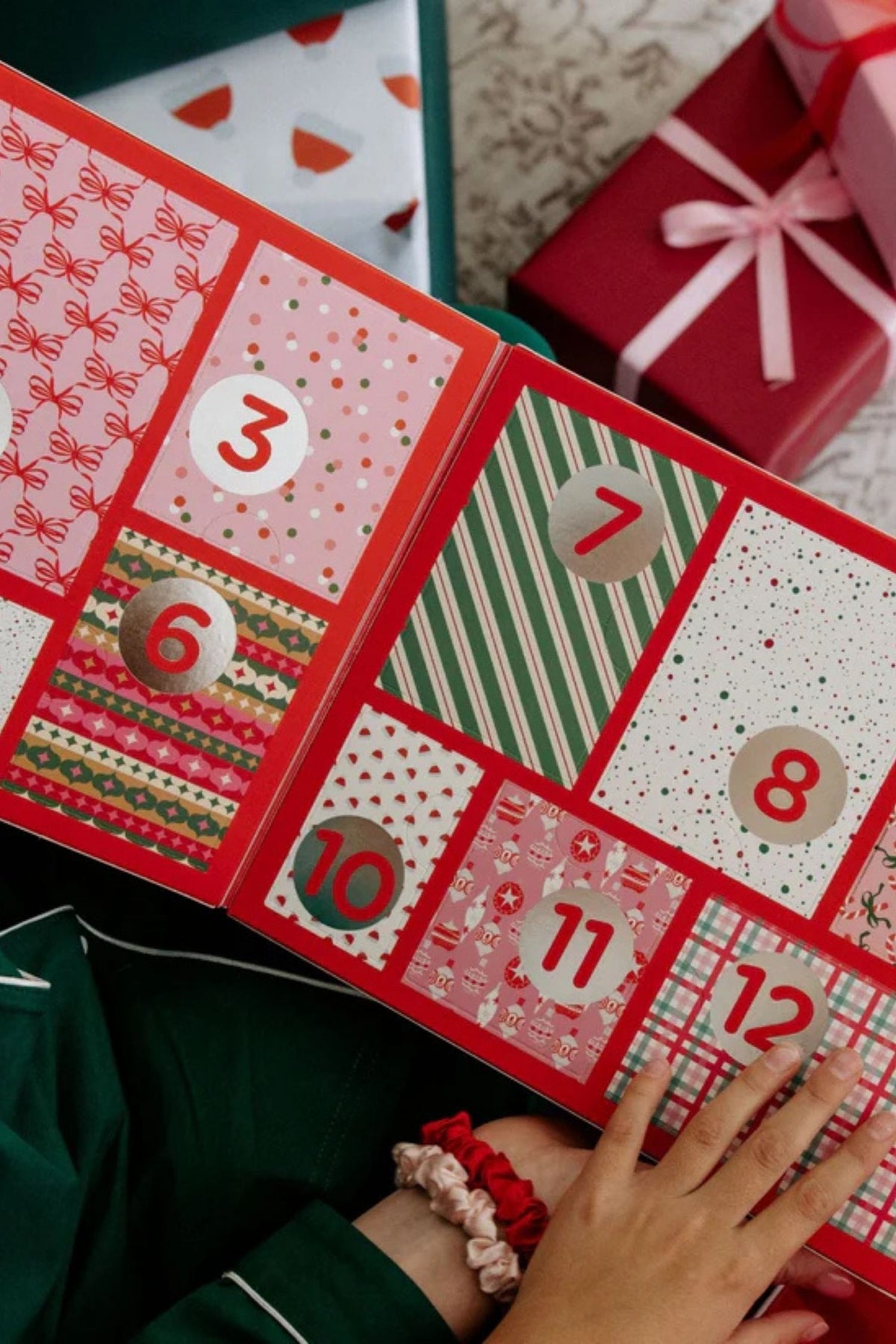 2025 Advent Calendar- Teleties