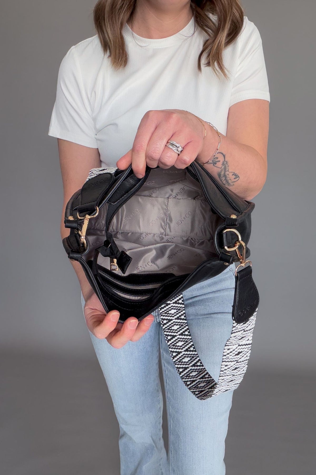 Chloe Crossbody- Black