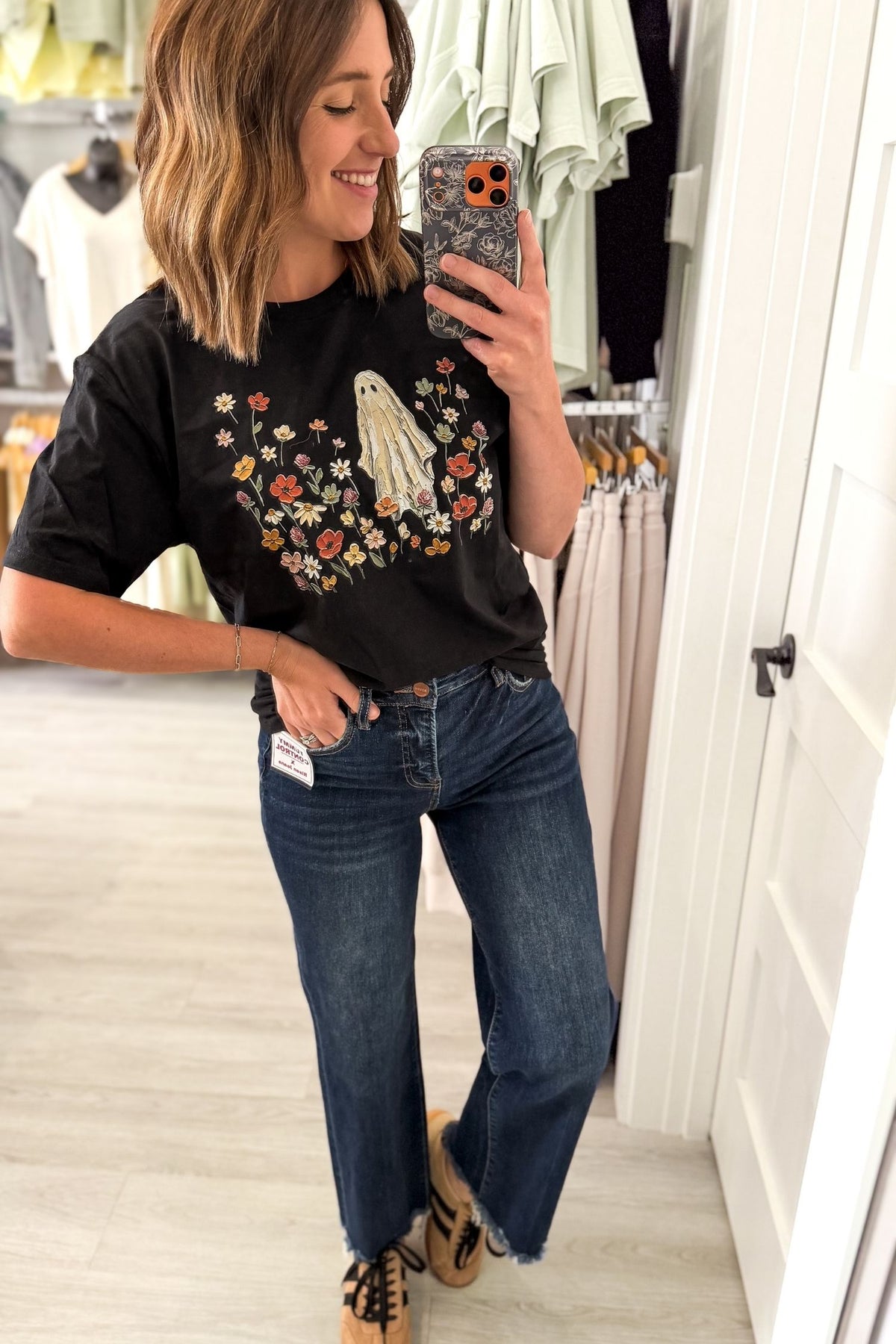 Colorful Flower Ghost Tee | Black