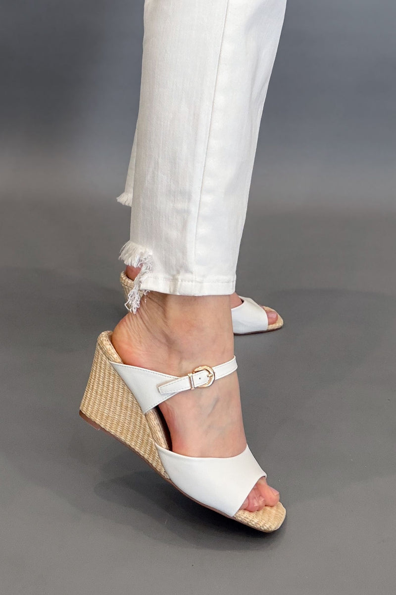 Lightweight white wedge sandals for everyday wear