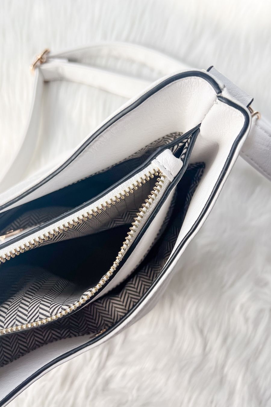 Emma Crossbody- White