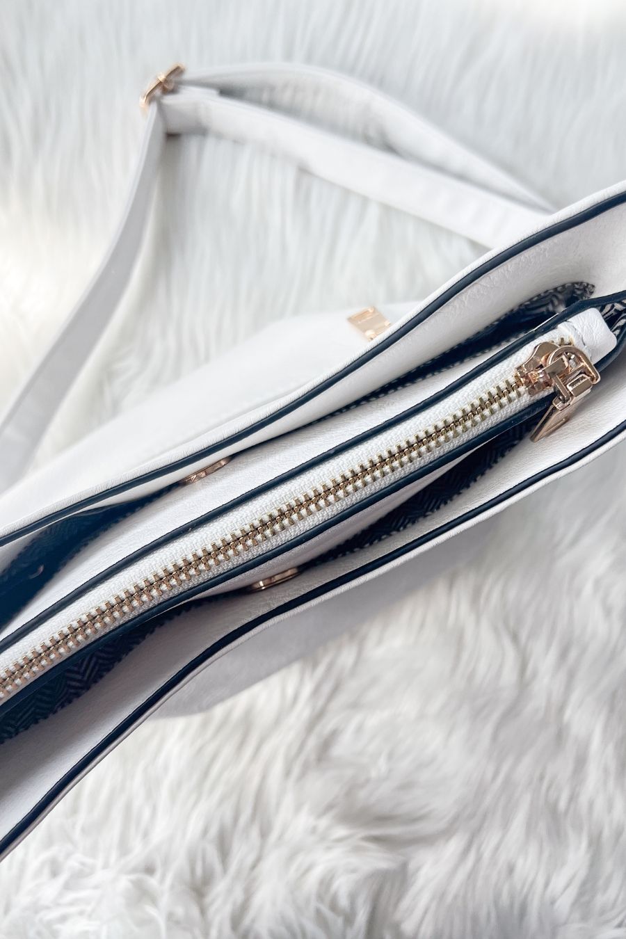 Emma Crossbody- White