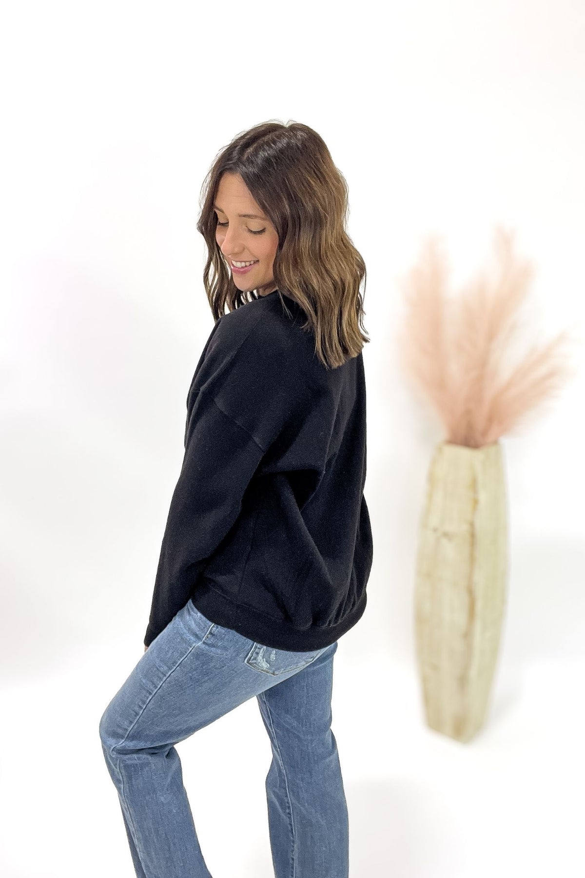 Fleece Crew Neck Pullover Black Sweatshirt