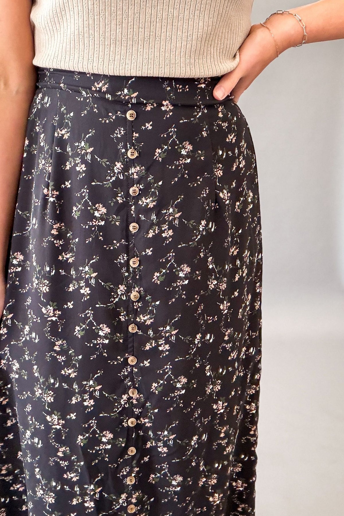 Flowy black floral maxi skirt for women with elastic waistband