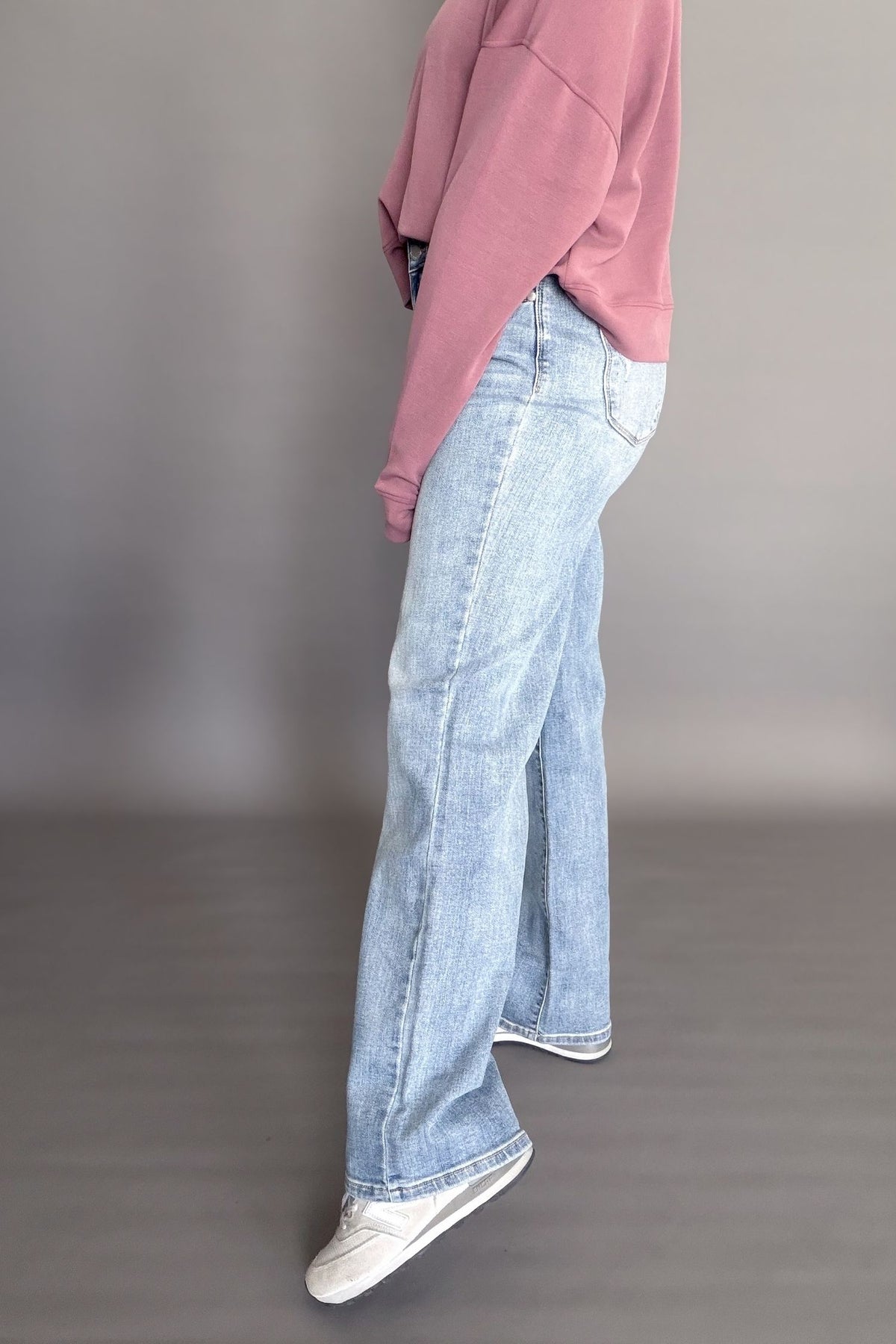 Judy Blue High Waist Straight Leg- Lt. Wash