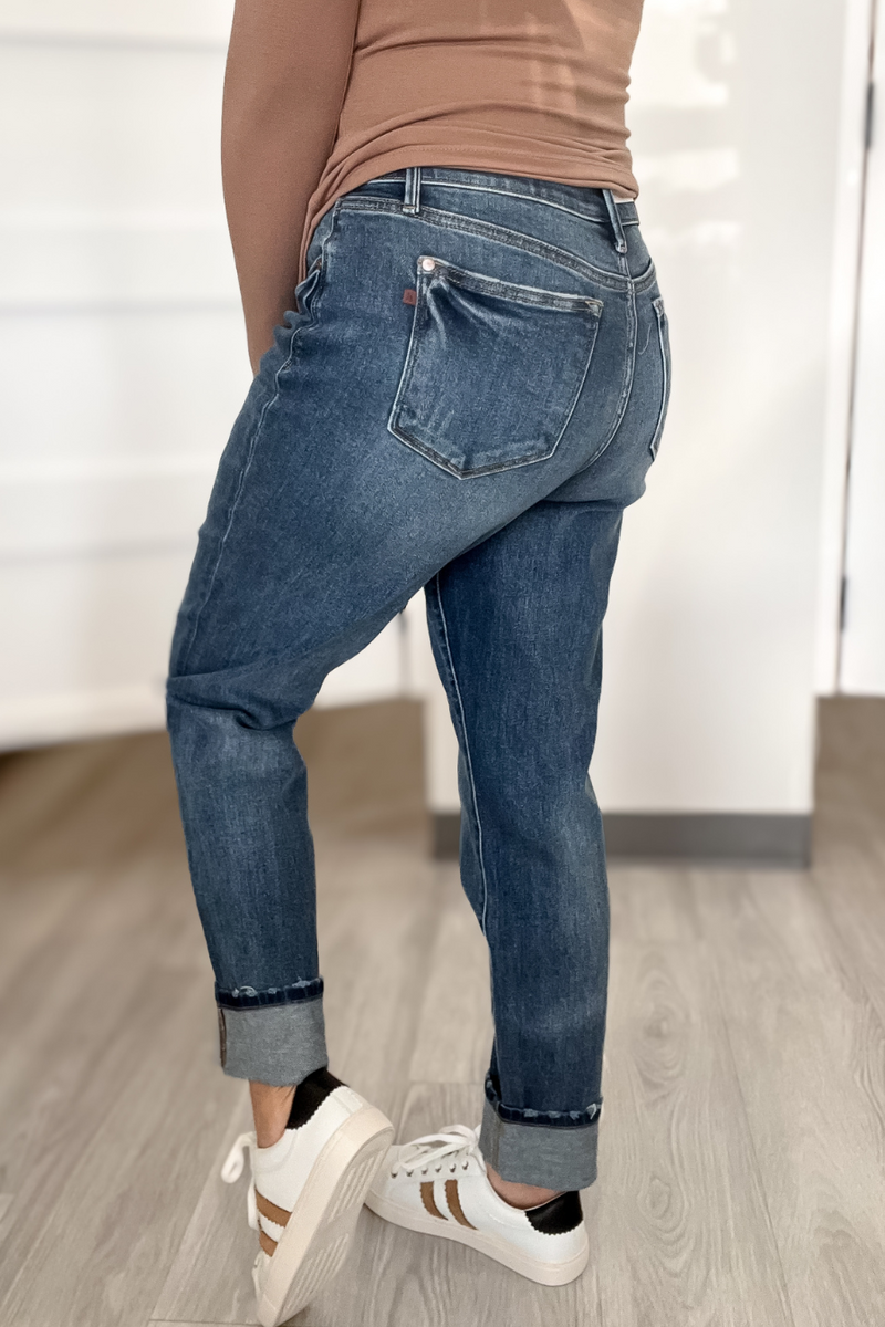 Judy Blue Mabel Mid Rise Vintage Wash Boyfriend Jeans