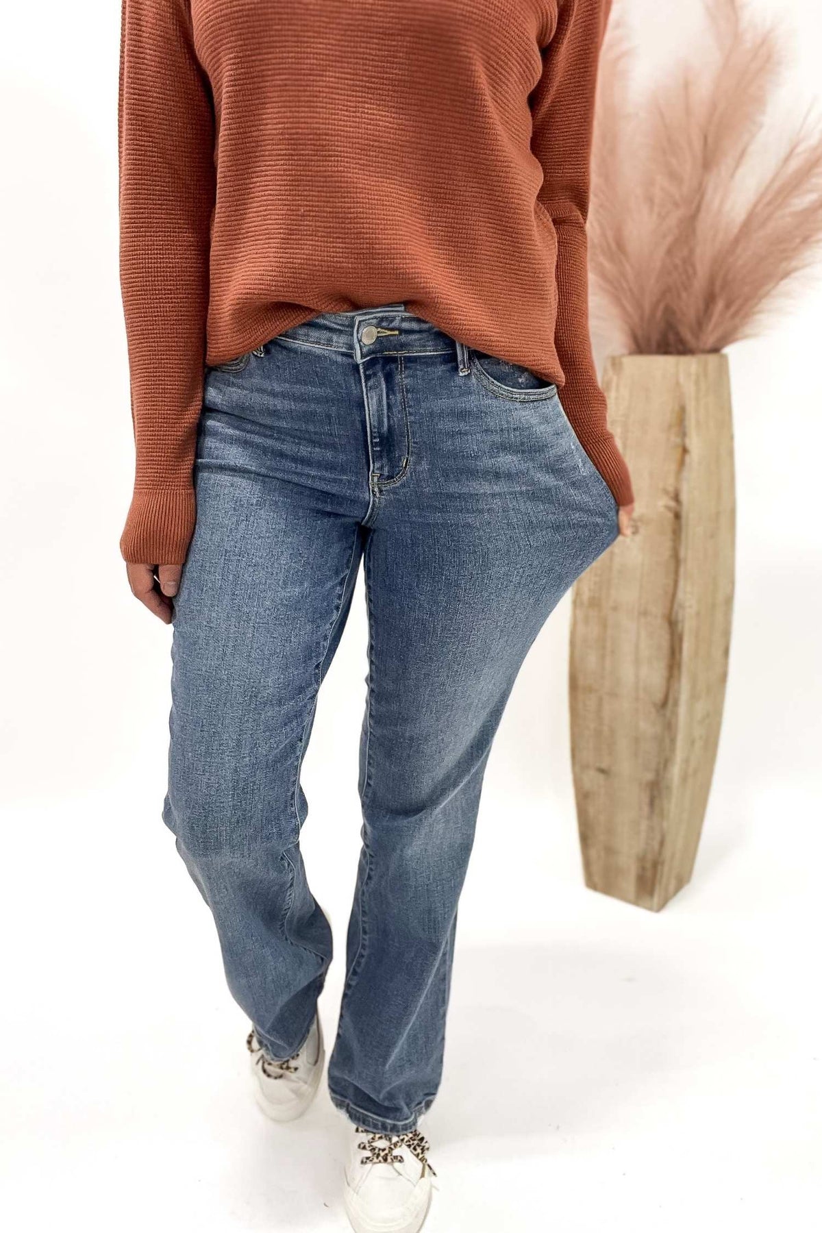 Judy Blue Sabrina Mid Rise Vintage Wash Boot Cut Jeans