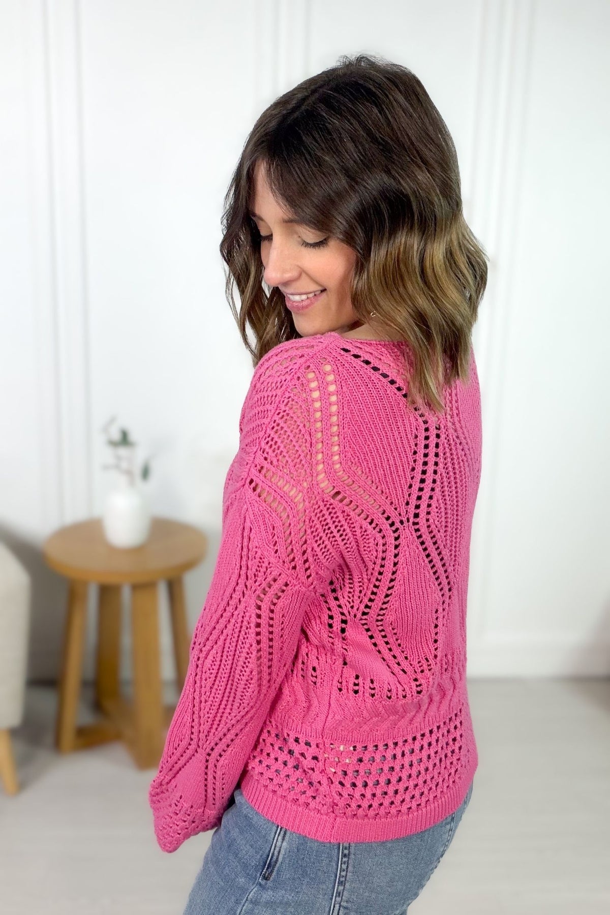 Casual feminine sweater outfit for spring