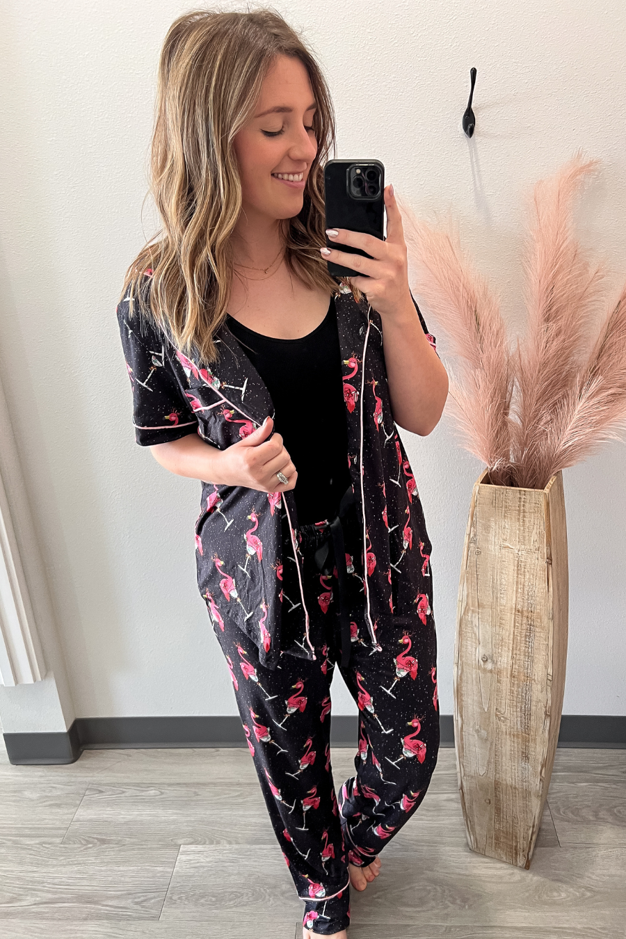 Short Sleeve Holiday Flamingo Pajama Set- Black & Pink