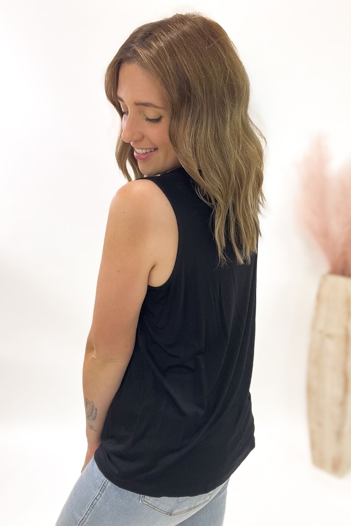 Sophia Basic Black Tank