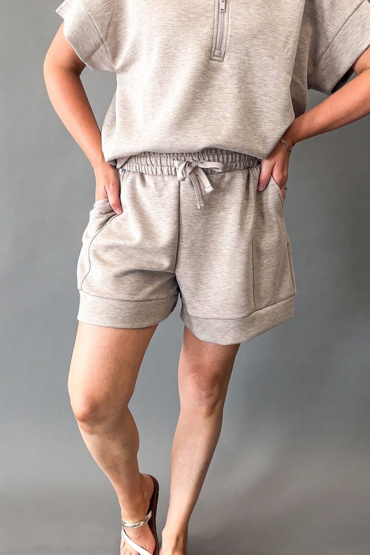 Super Soft Pleat Casual Heather Taupe Short