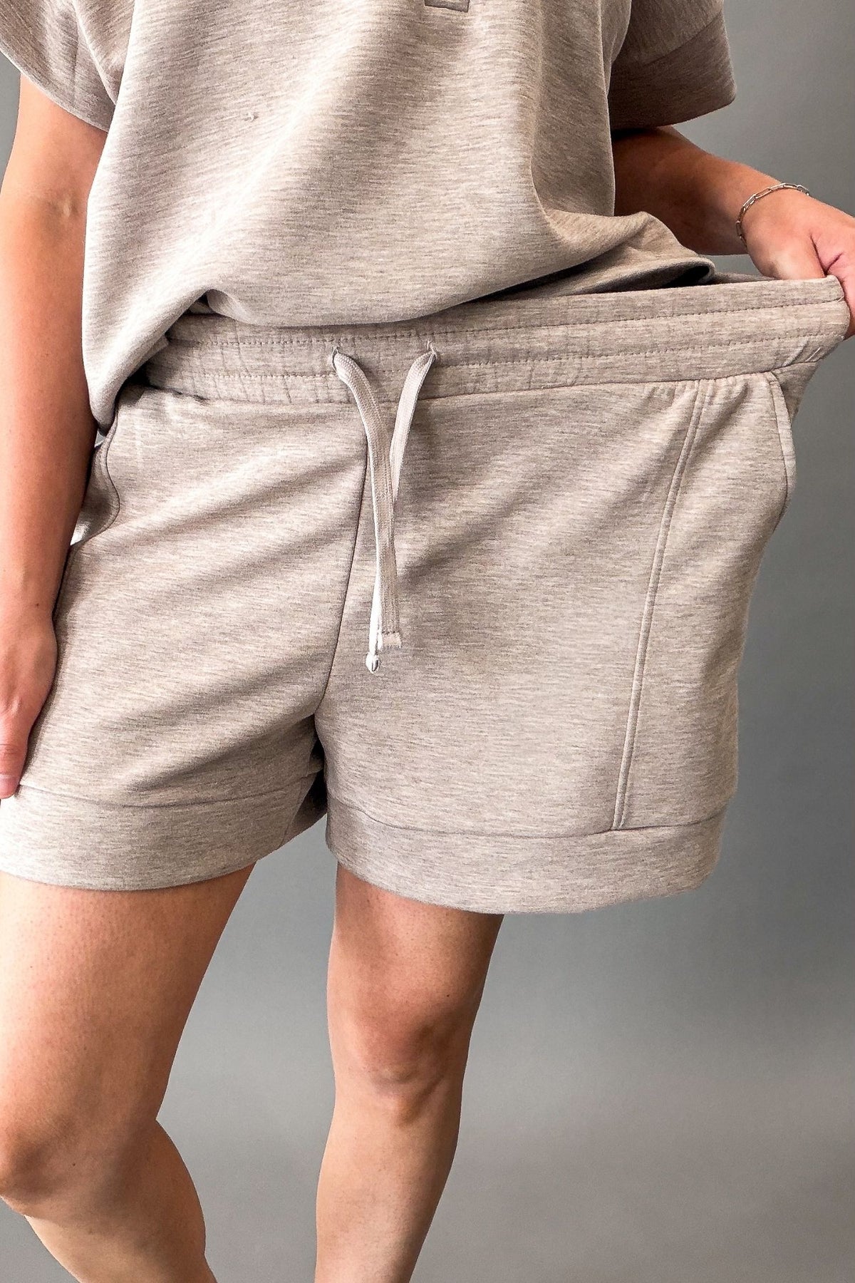 Super Soft Pleat Casual Heather Taupe Short