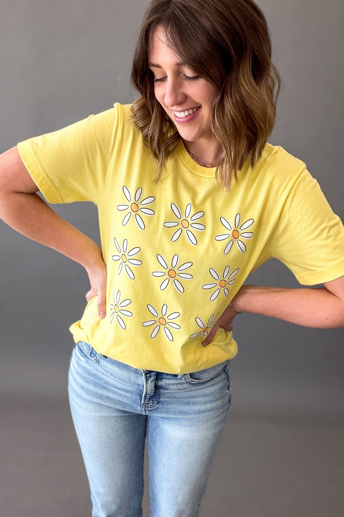 Yellow Daisy Flower Graphic Tee