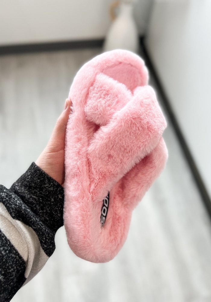 Favorite Fuzzy Slippers - Lot21 Boutique