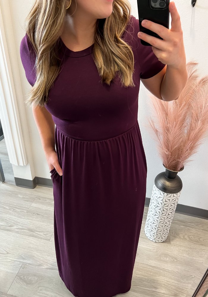 Short Sleeve Maxi Dress With Pockets- Plum - Lot21 Boutique