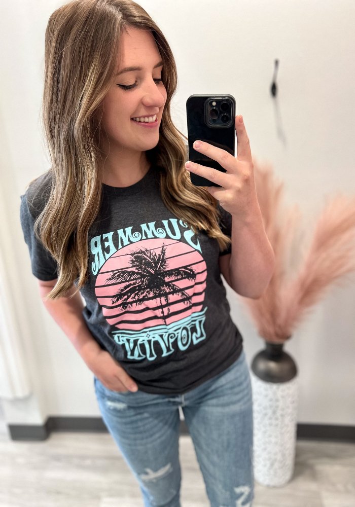 Summer Lovin' Graphic Tee - Lot21 Boutique