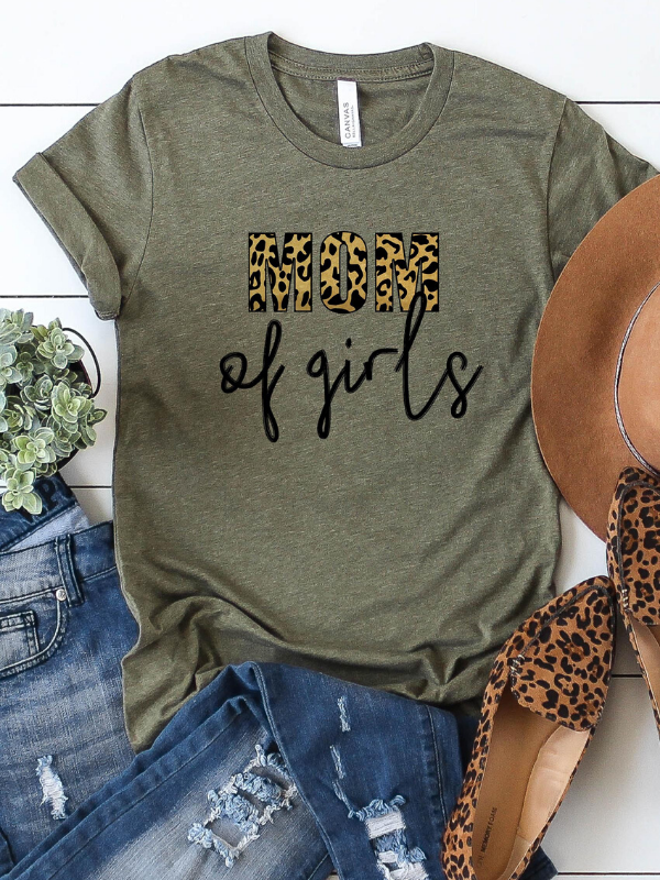 ***PREORDER*** Mom Of Girls Graphic Tee (S-XL) - Loft21 Boutique 